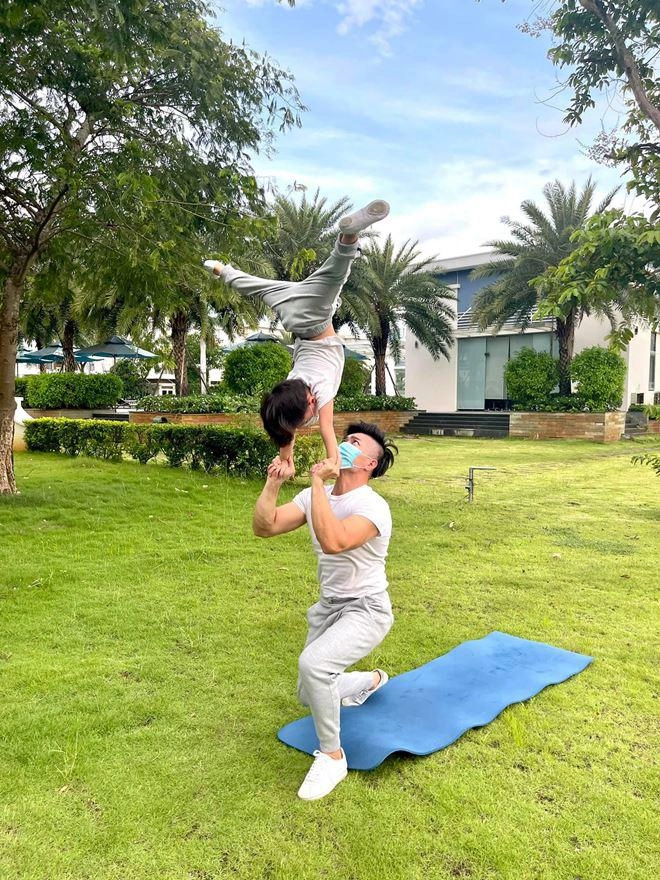 Quốc cơ tự hào con trai và cháu 4 tuổi làm được điều khó trẻ em việt nào làm được - 12