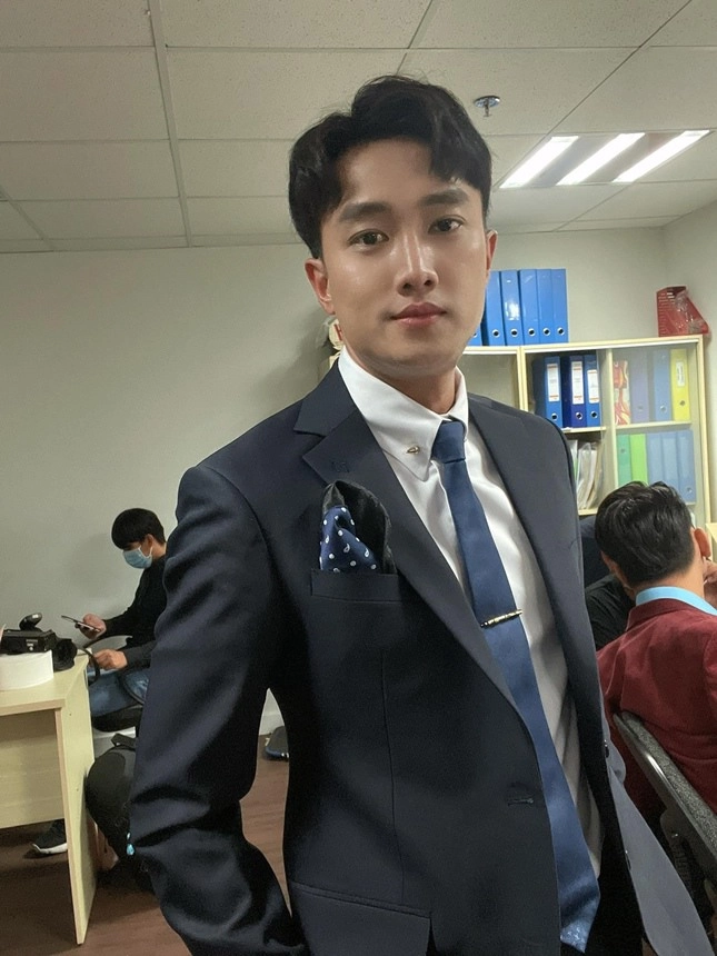 Quốc trường trang điểm nam tính vẫn được khen vẫn chưa lạ lẫm bằng diệu nhi - 2