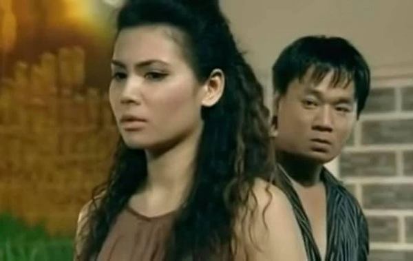 Quỳnh hoa tự bóp mũi chứng minh đẹp tự nhiên không phẫu thuật thẩm mỹ - 13