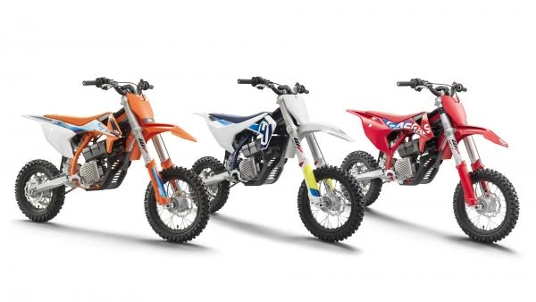 Ra mắt mẫu xe điện mang kiểu dáng enduro của ktm husqvarna gasgas - 1