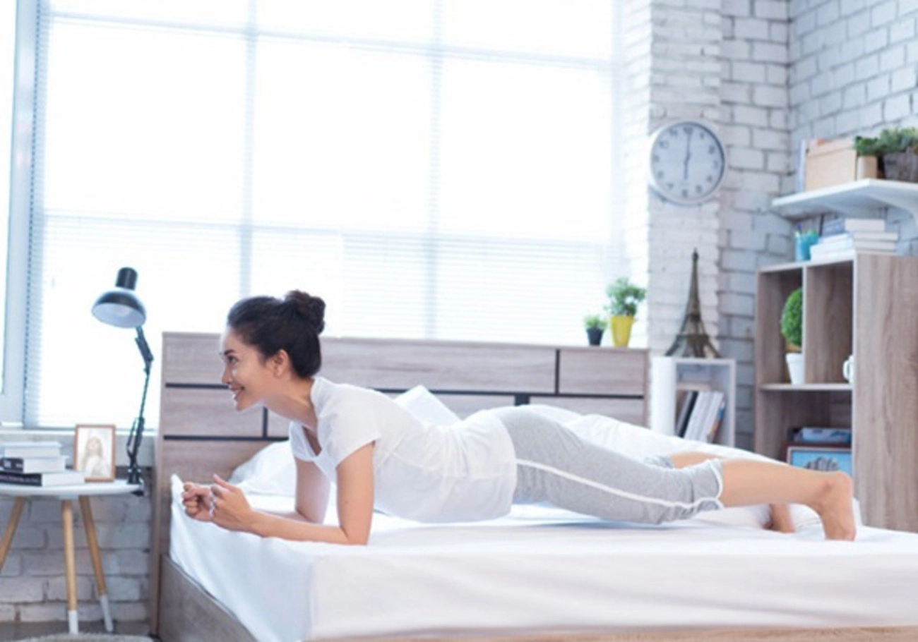 Rèn luyện sức khỏe cải thiện vóc dáng với những bài tập giảm cân toàn thân đơn giản mùa dịch - 11