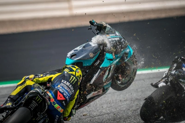 Rossi và vinales ám ảnh cuộc đua tại motogp áo - 4