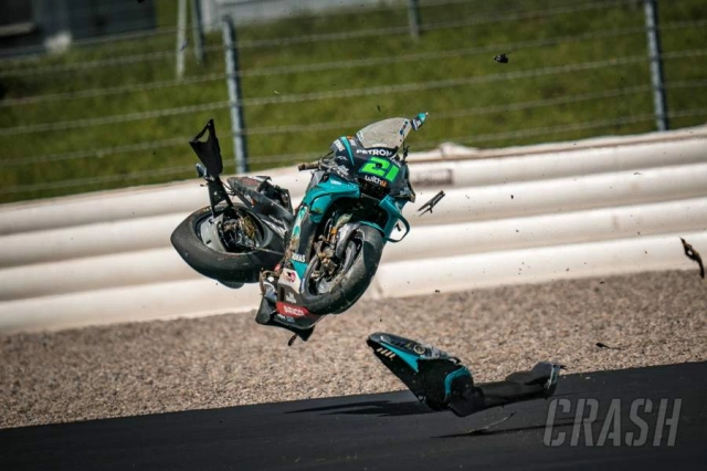 Rossi và vinales ám ảnh cuộc đua tại motogp áo - 7