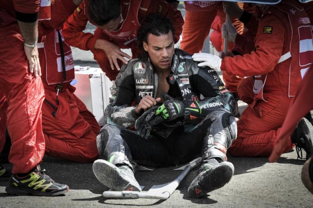 Rossi và vinales ám ảnh cuộc đua tại motogp áo - 19