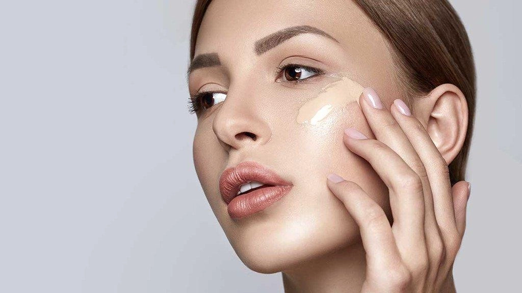 Sài gòn mưa trắng trời chị em điểm phấn tô son đi làm chớ mắc lỗi này kẻo thảm hoạ - 2