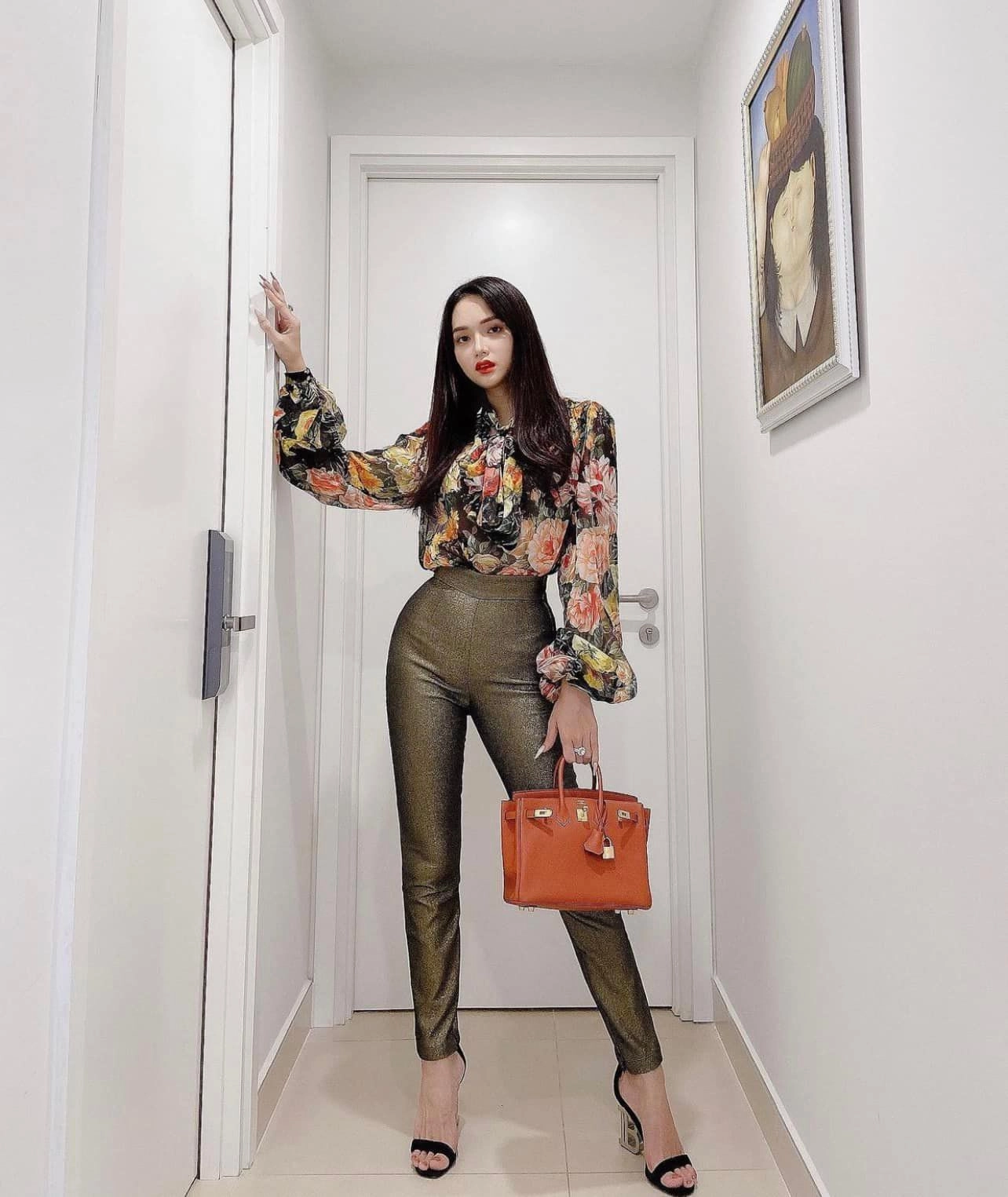 Sắm 10 chiếc túi hermes chỉ trong năm đăng quang hoa hậu hương giang giờ lãi cả chục tỷ đồng - 10