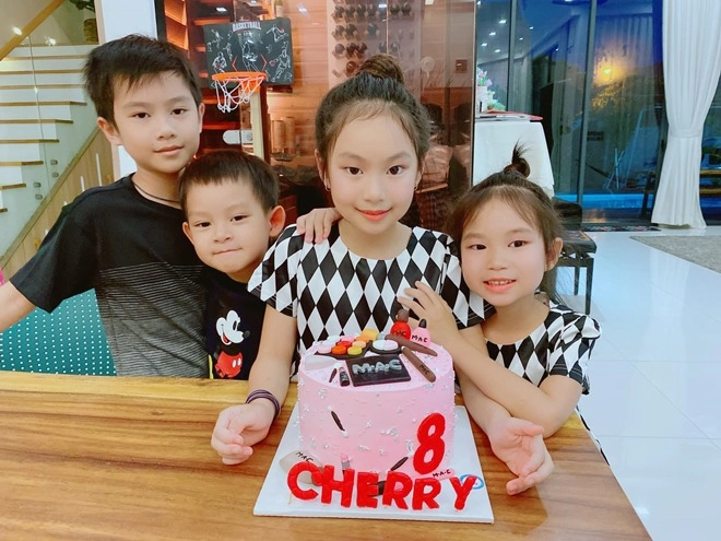 Sao việt tổ chức sinh nhật cho con từ tiệc 0 đồng đến bữa kỉ niệm xa hoa cầu kì - 2