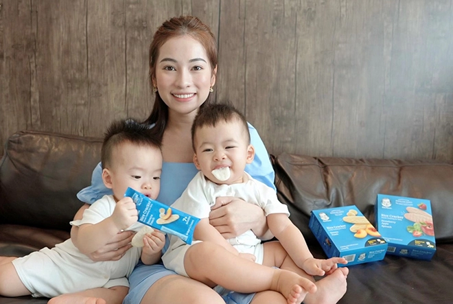 Sara lưu mách mẹ bí quyết bất bại giúp con nhai giỏi nhờ bánh gạo gerber từ trái cây thật - 4