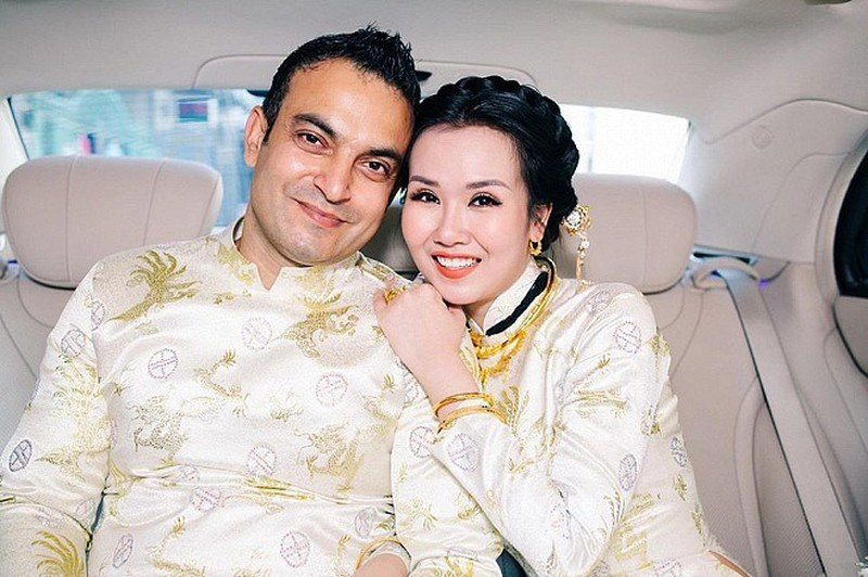 Sau 4 ngày sinh con cho chồng ấn độ võ hạ trâm sung sướng vì sữa tràn bờ đê - 4