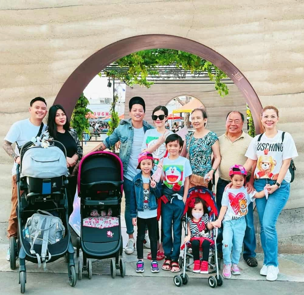 Sau sinh con trai ngô kiến huy em gái thanh thảo đẹp hơn hạnh phúc bên chồng ở mỹ - 9