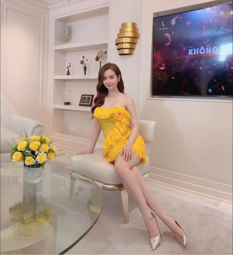 Sếp trang thương ngày nắng về khiến người yêu lệ quyên si mê đổi khác sau làm mẹ đơn thân - 2