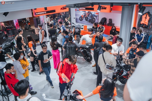 Showroom ktm và husqvarna motorcycle ha noi chính thức khai trương cùng hàng loạt sản phẩm mới - 10