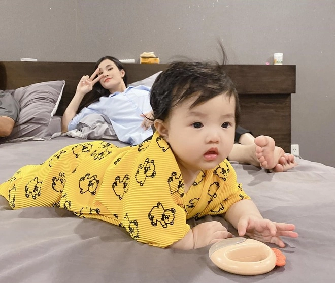 Sinh con cho thiếu gia tập đoàn nhựa yêu chồng con bất chấp đông nhi bị chồng nói làm nền - 3