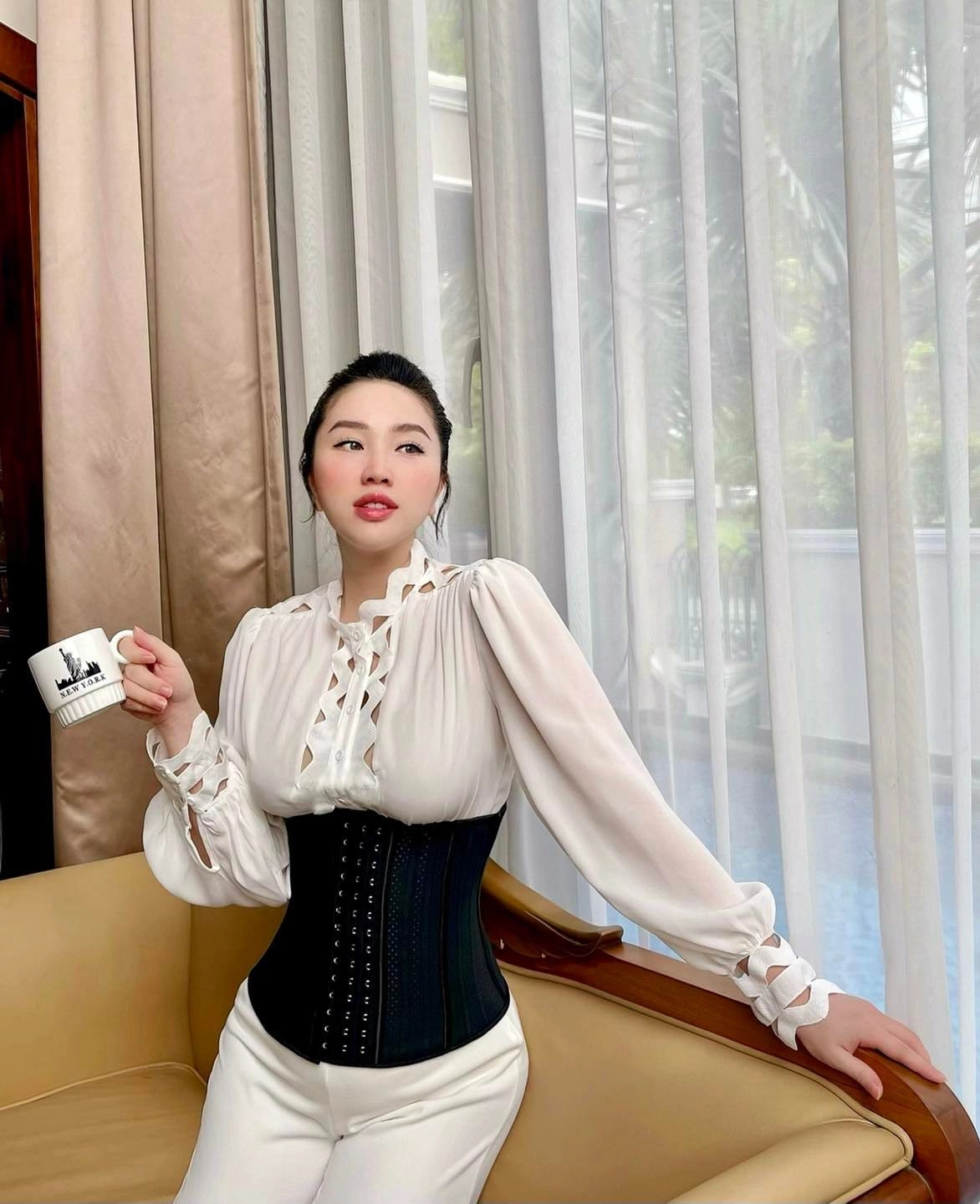 Mặt mộc mẹ bỉm vbiz song hà vừa sinh xong đã hồng hào bảo thy trắng như photoshop - 5
