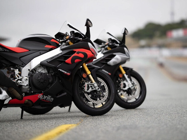 So sánh aprilia rsv4 rf 2011 vs aprilia rsv4 rf 2021 - 6