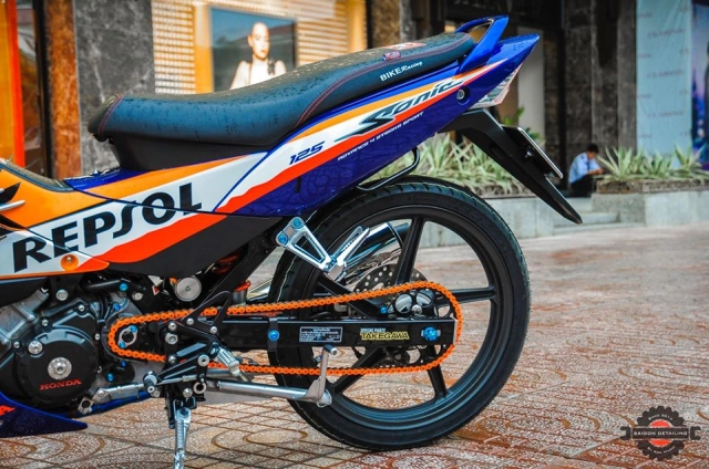 Sonic 125 phiên bản repsol đẹp nhức nhói trong từng chi tiết - 11