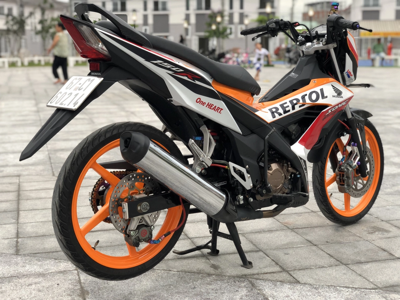 Sonic repsol một bản độ sẽ khiến bạn trầm trồ - 17