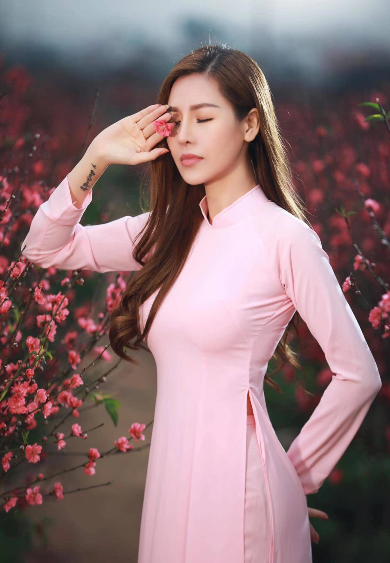 Sửa mũi 6 lần cựu người mẫu giờ đẹp ngọt ngào khó nhận ra - 7