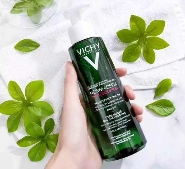 Sữa rửa mặt cho da dầu top 16 loại tốt và an toàn phổ biến nhất - 18