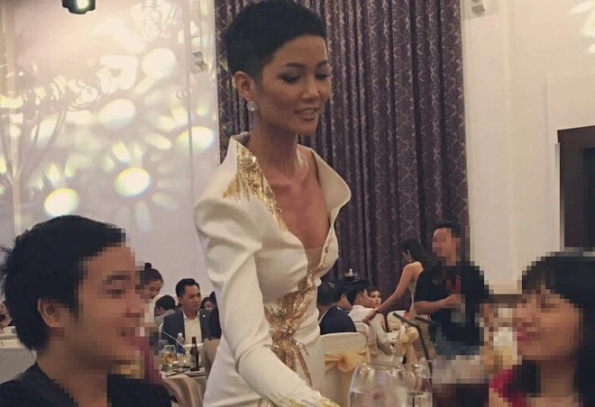 Sức nặng của vương miện quá lớn loạt hoa hậu sụt cân thất thểu xuống sắc sau đăng quang - 10