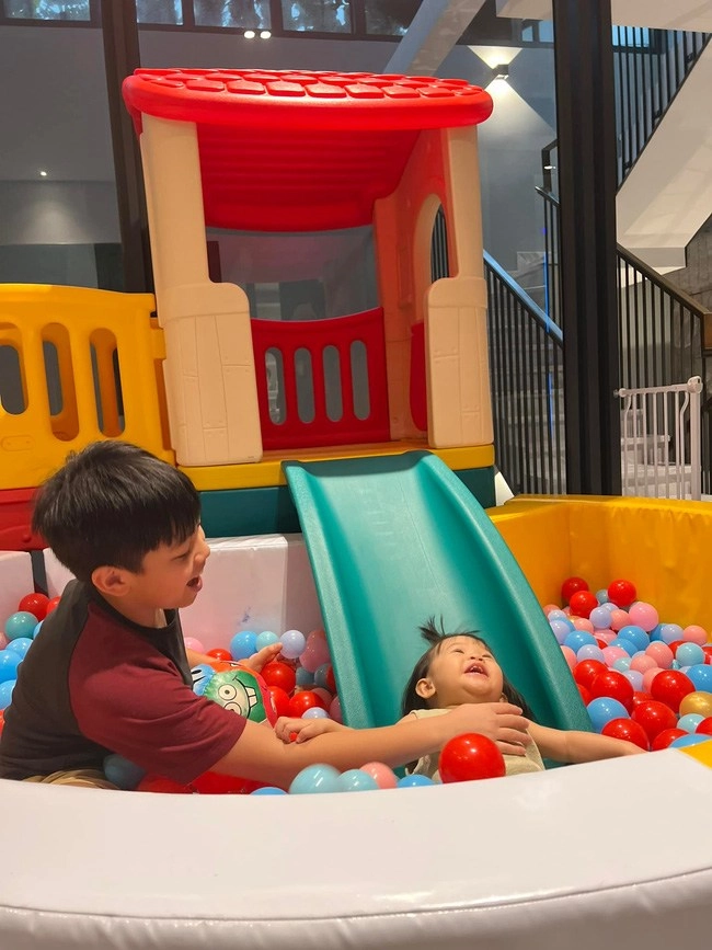 Suchin bắt nạt subeo và thái độ đáng chú ý của đàm thu trang - 8