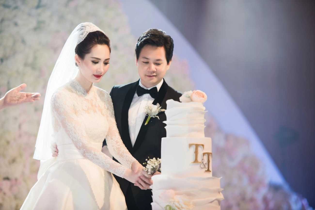 Sướng như đặng thu thảo 4 năm chăm 2 con xinh nấu ăn cắt tóc cho chồng doanh nhân bđs - 4