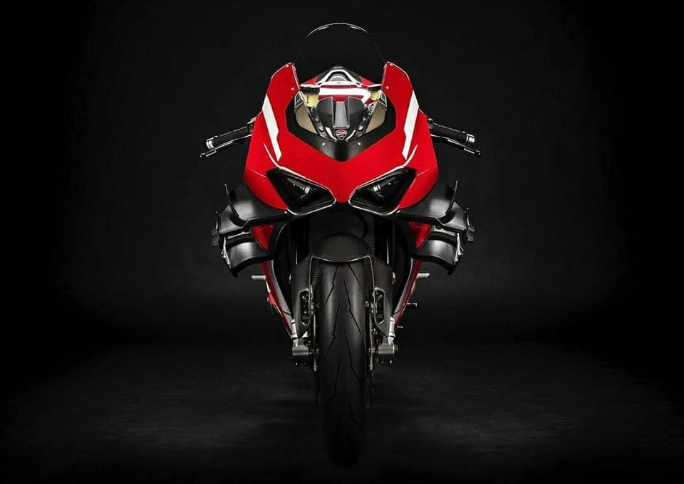 Superleggera v4 - superbike nhẹ nhất mạnh nhất mà ducati từng chế tạo - 6