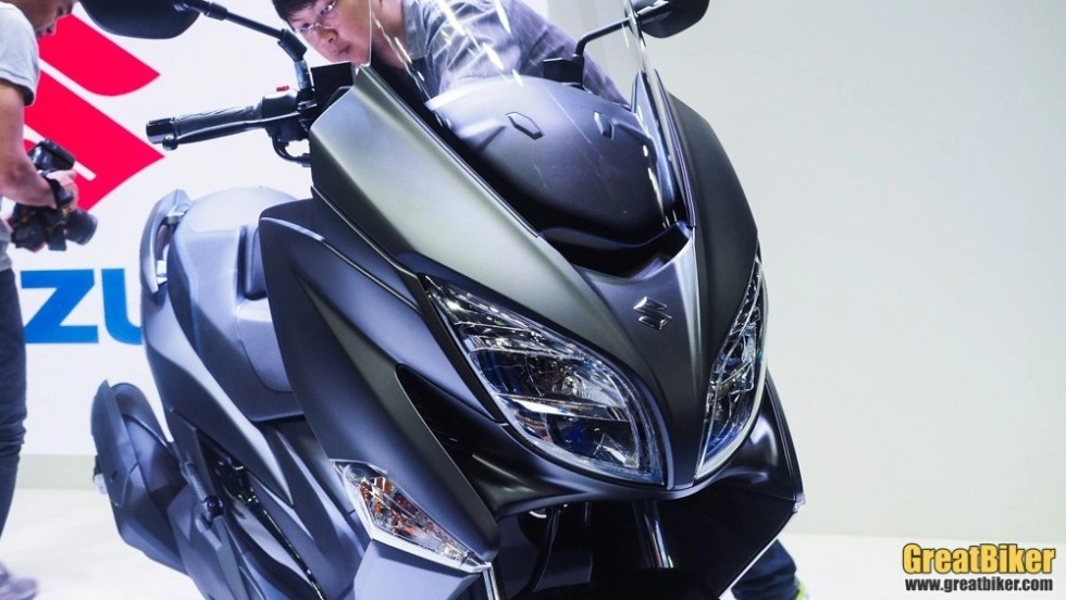 Suzuki burgman 400 ra mắt từ 152 triệu vnd tại motor expo 2019 - 6