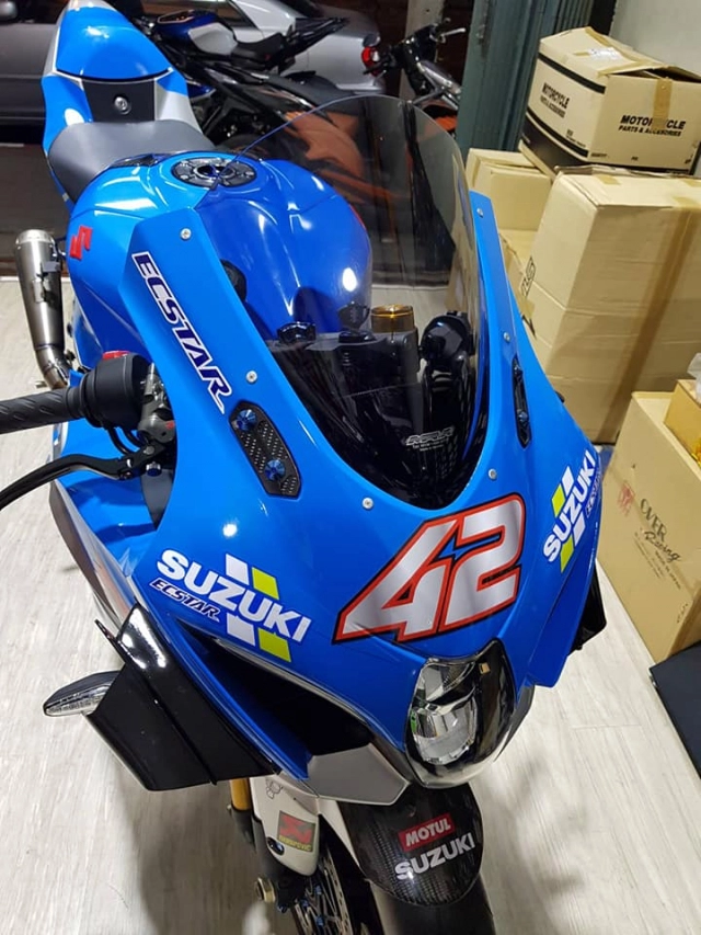 Suzuki gsx-r1000 độ siêu ấn tượng chuẩn theo phong cách motogp - 3