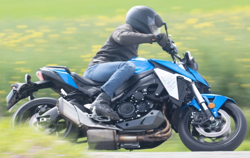 Suzuki gsx-s950 vừa ra mắt với giá hơn 280 triệu đồng - 7