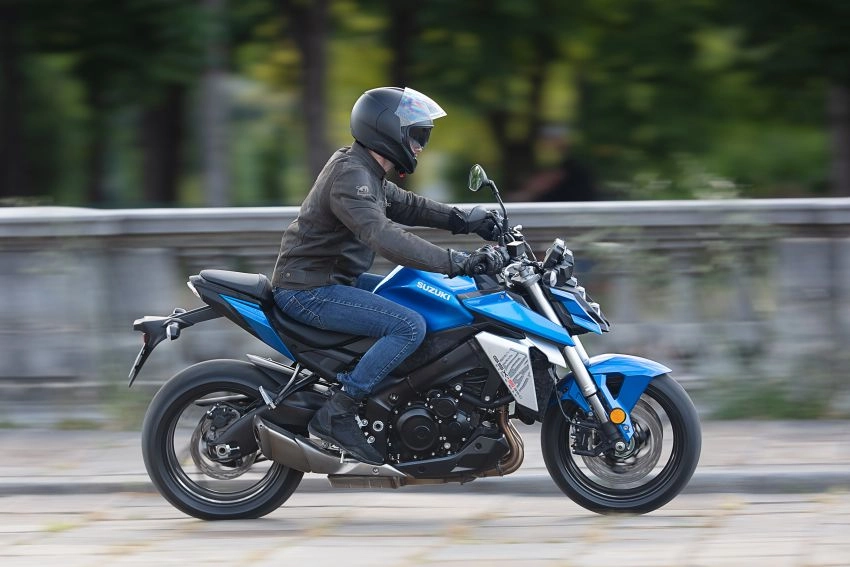 Suzuki gsx-s950 vừa ra mắt với giá hơn 280 triệu đồng - 8