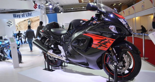 Suzuki hayabusa 2021 mới được tiết lộ động cơ đáp ứng tiêu chuẩn euro5 - 4