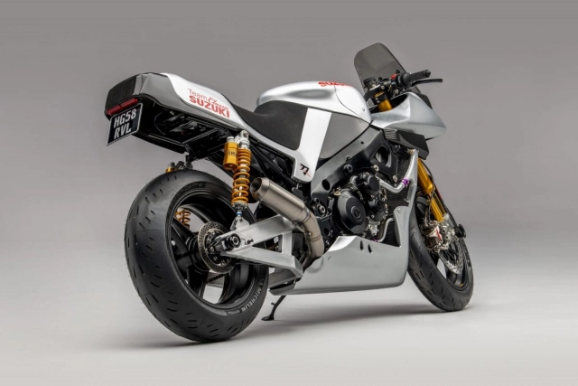 Suzuki katana biến hình dựa trên nguyên bản đường đua wsbk - 10