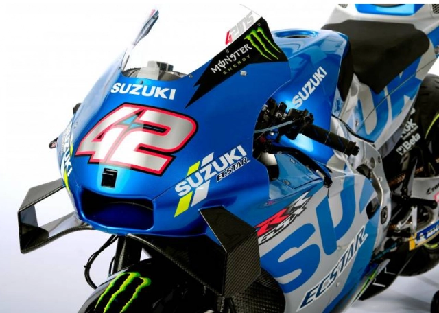 Suzuki ra mắt đội đua gsx-rr 2021 trong mùa giải motogp 2021 - 1