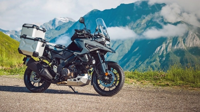 Suzuki ra mắt v-strom 1050 - 6