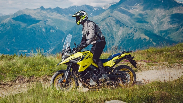 Suzuki ra mắt v-strom 1050 - 7