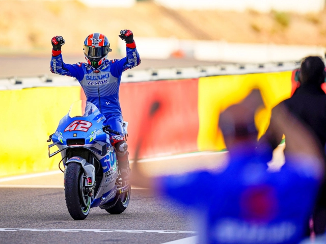 Suzuki trở lại vị trí hàng đầu motogp 2020 với chiến thắng nhân đôi ở aragon - 1