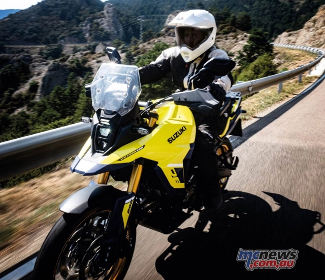 Suzuki v-strom 800de 2023 lần đầu tiên lộ diện với ngoại hình cực chất - 2