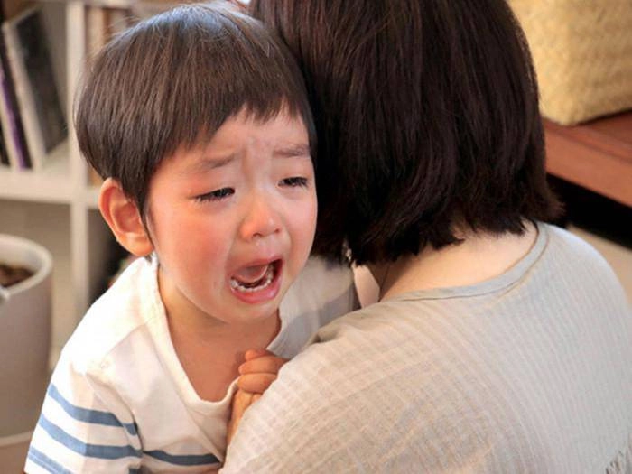 Tại sao càng quát mắng con cái càng muốn ôm cha mẹ - 1