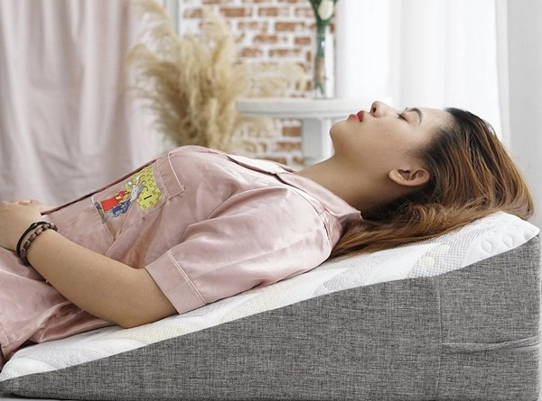 Tại sao gương mặt thường phù lên sau pttm có nguy hiểm không - 9