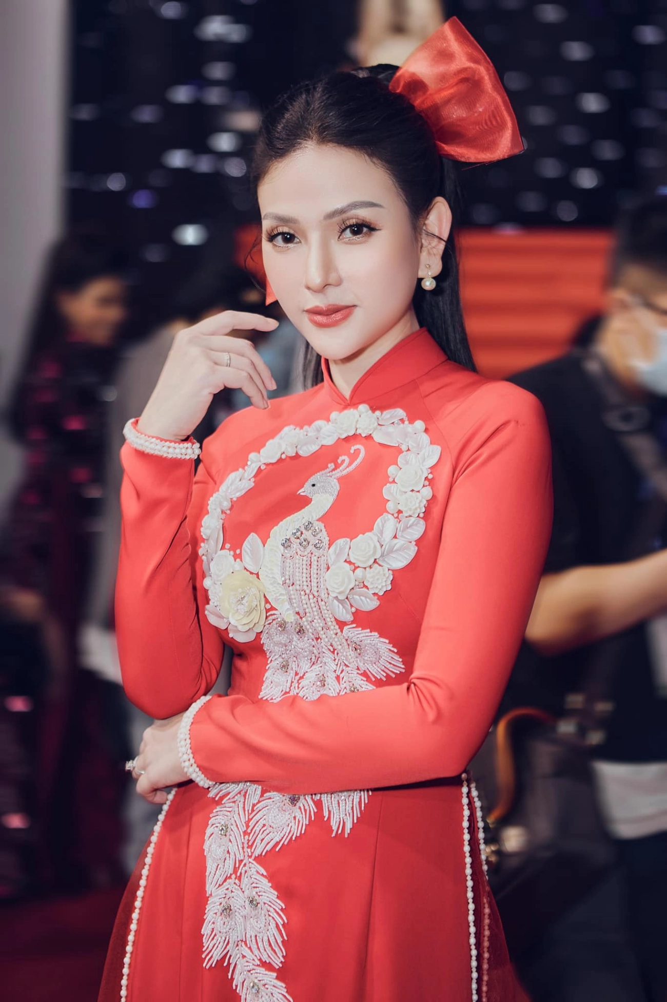 Tái xuất sau sinh thu thuỷ khoe eo con kiến đẹp mê nhưng lộ ngay điểm dao kéo mạnh tay - 2