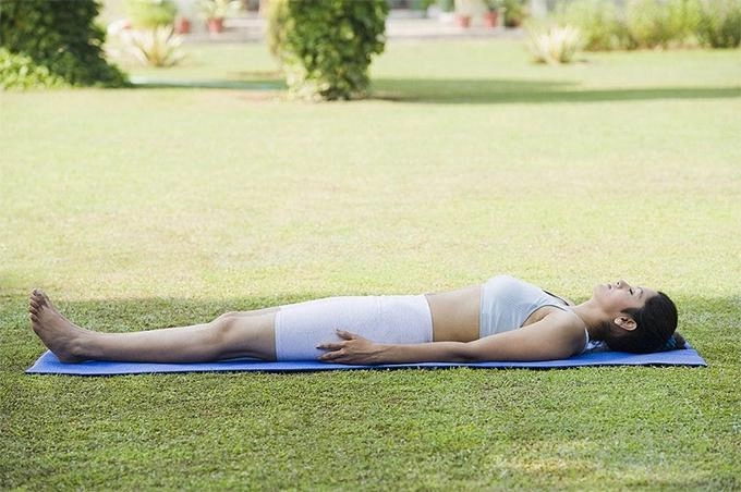 Tập yoga tại nhà với bài tập đơn giản cho người mới bắt đầu - 17