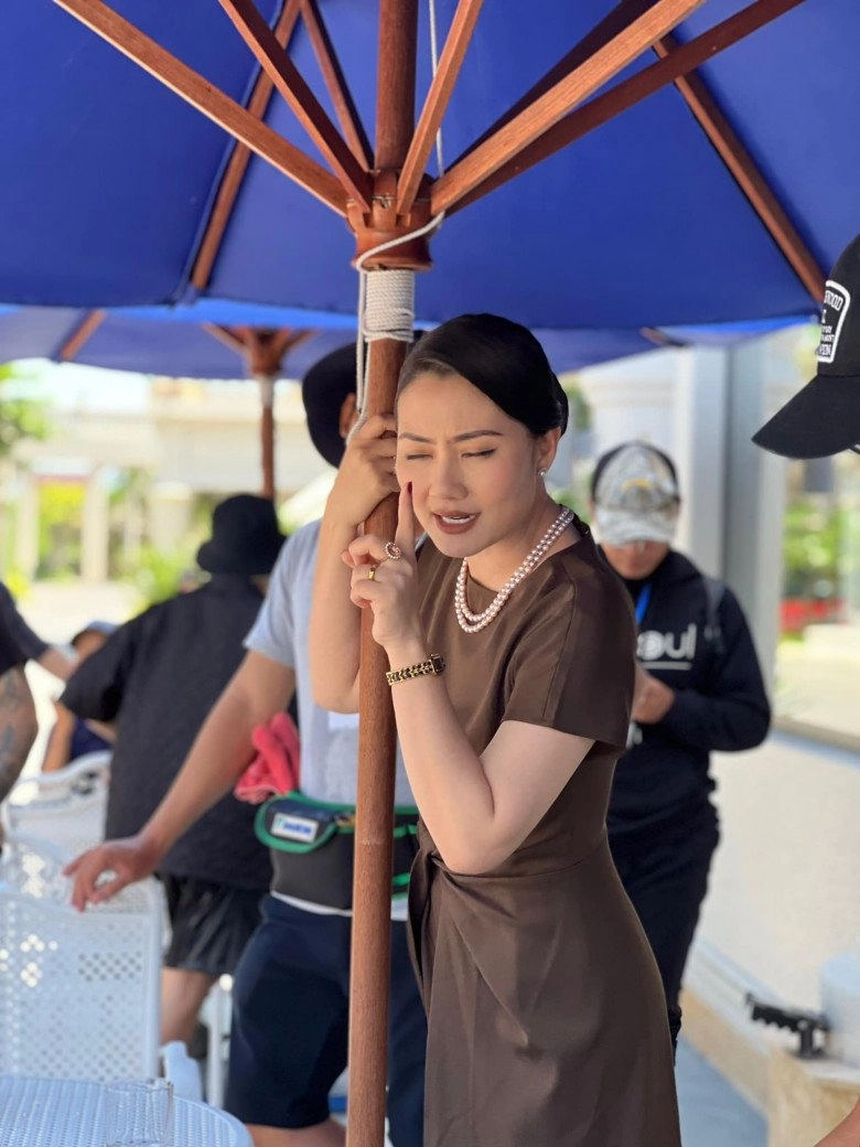 Than không có đồ mặc u40 ngọc lan lấy đầm của ngoại diện kết quả bất ngờ - 4