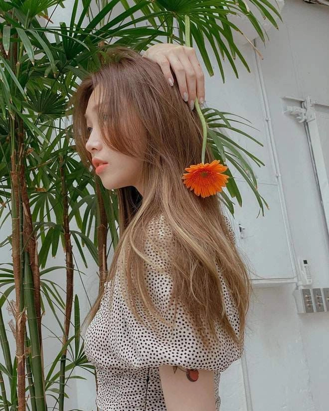 Thăng hạng nhan sắc nàng thêm phần tươi mới trẻ trung nhờ những màu tóc nhuộm đẹp siêu nịnh da - 3