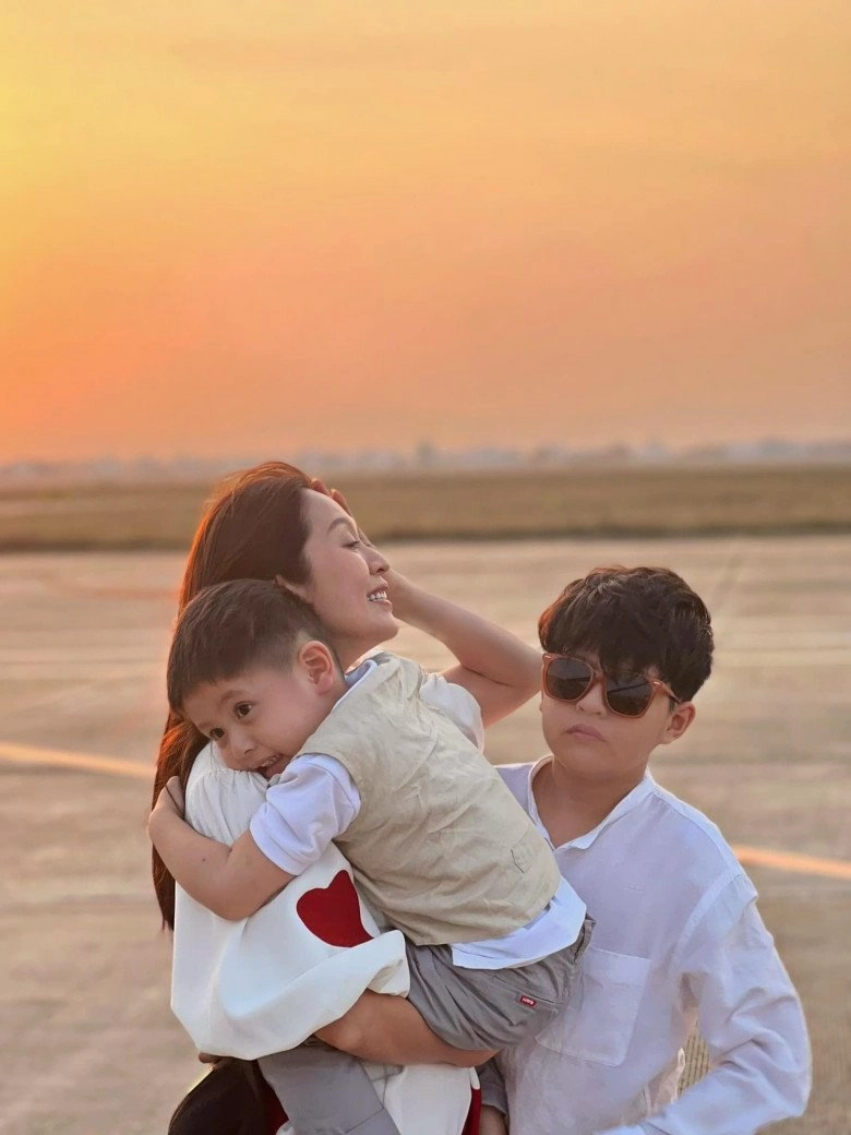 Thanh thúy chờ 10 năm mới có con ở tuổi u40 cậu bé giờ quá đáng yêu - 2