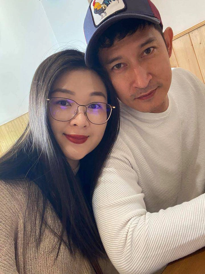 Thấy cảnh phim nhạy cảm của huy khánh vợ hoa khôi không thèm nhìn con gái thảng thốtghê quá - 6