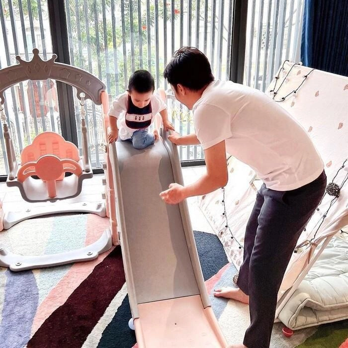 Thấy mẹ con đàm thu trang đạp xe diệp lâm anh hỏi chỗ mua thì cường đôla đáp quá chất - 8