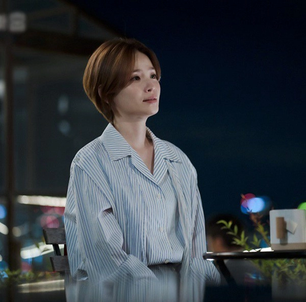 Thêm một sao hàn mặc đồ đẹp mê trên màn ảnh lấn lướt cả son ye jin trong phim mới - 8
