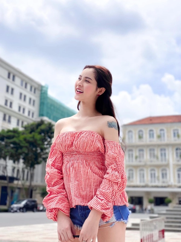 Thí sinh hoa hậu chuyển giới đẹp như ngọc nữ bật mí hành trình gian nan đến với cuộc thi - 14