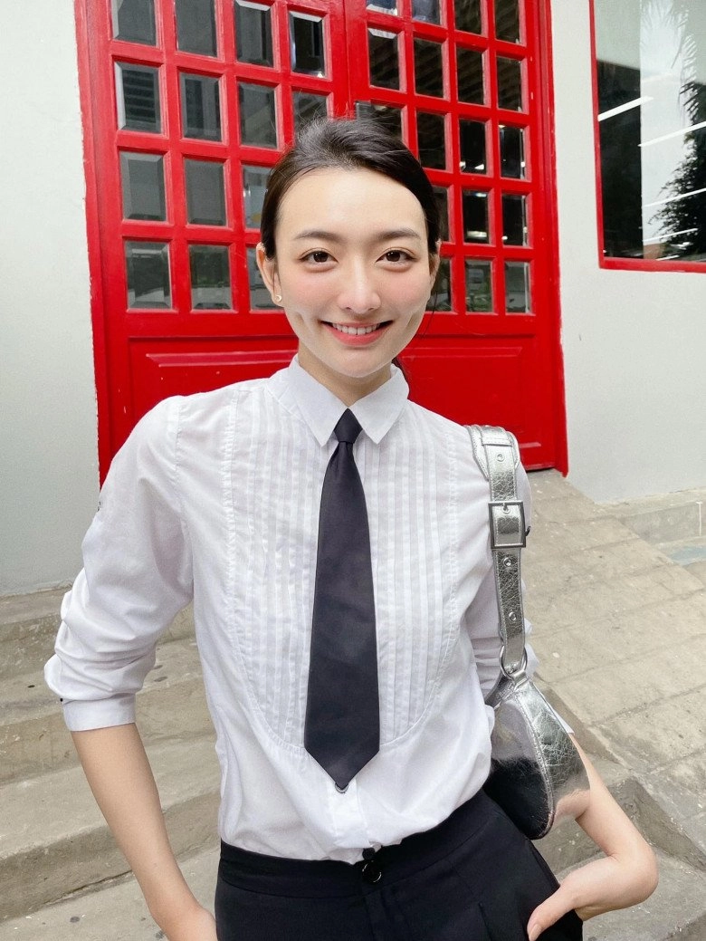thiên thần nội y đi thi hoa hậu chưa cần khoe hình thể chỉ cười thôi cũng xao xuyến lòng người - 2